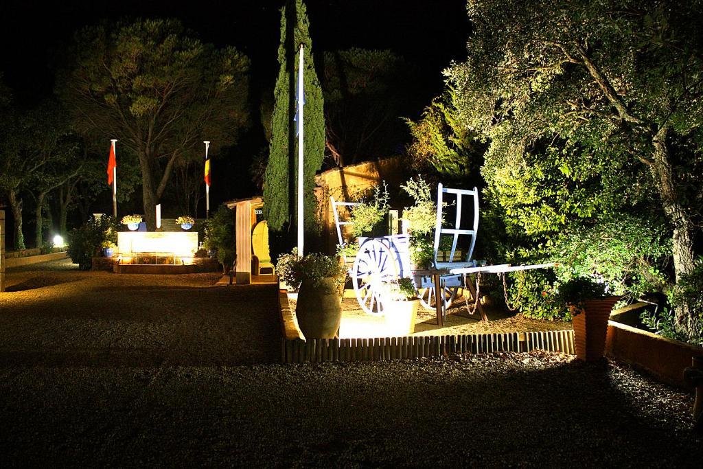 Hotel Athenopolis Grimaud Zewnętrze zdjęcie